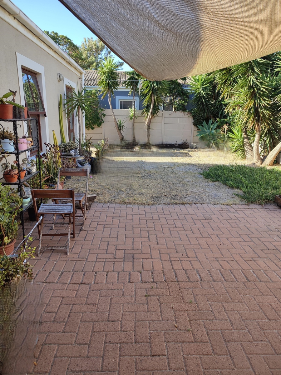 3 Bedroom Property for Sale in Parklands Western Cape